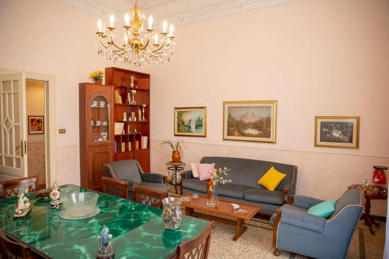 Apartament Rivivi Gli Anni '60 Katania