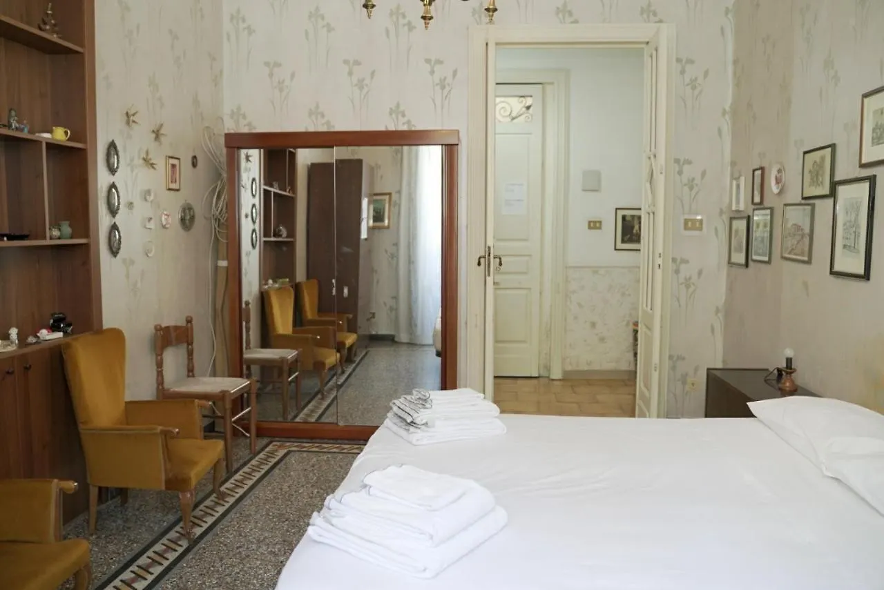 Apartament Rivivi Gli Anni '60 Katania