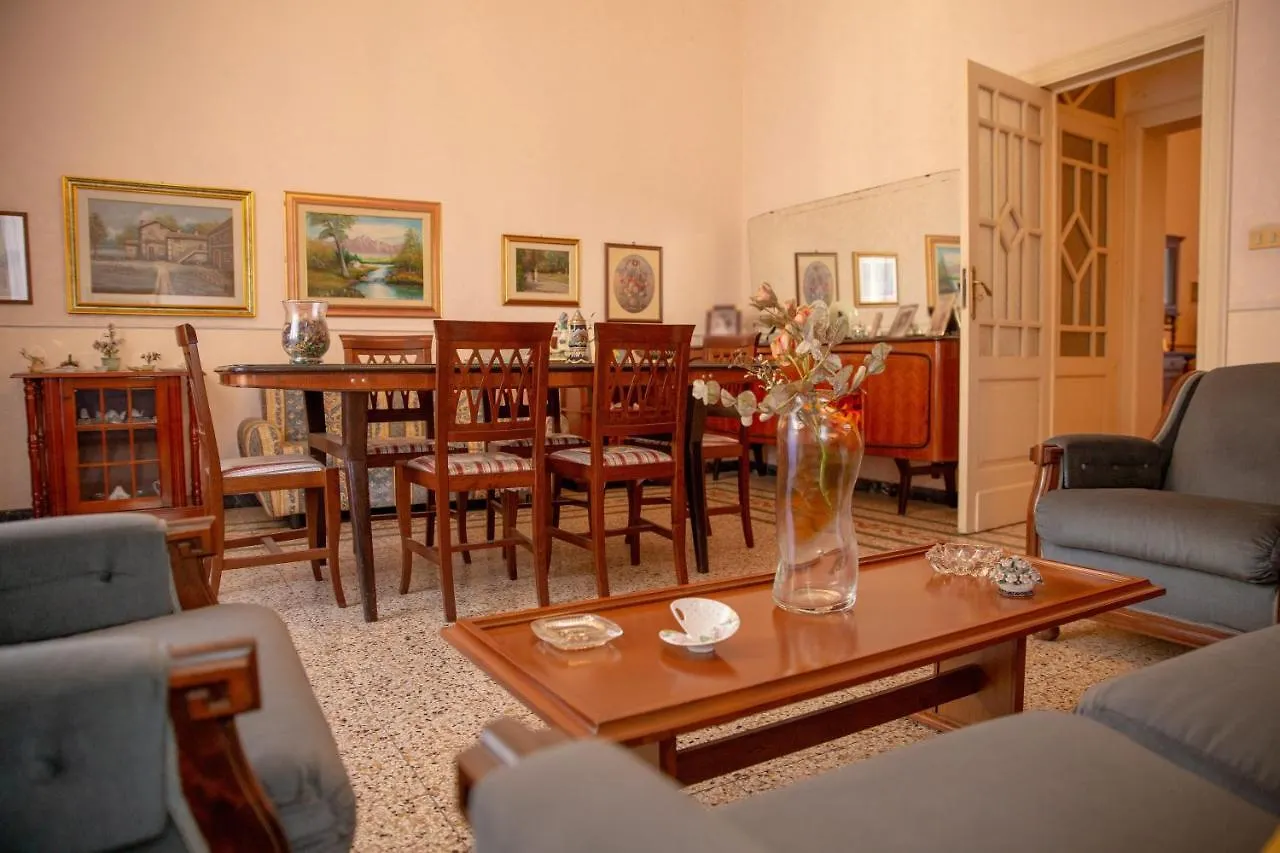 Rivivi Gli Anni '60 Apartment Catania